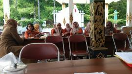 Pertemuan Rutin Pengurus PKK Kalurahan